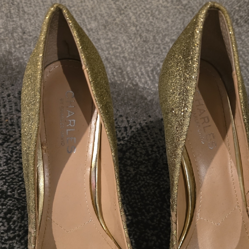 Charlies Glamorous Gold and Tan Heels - Picture 3 of 6